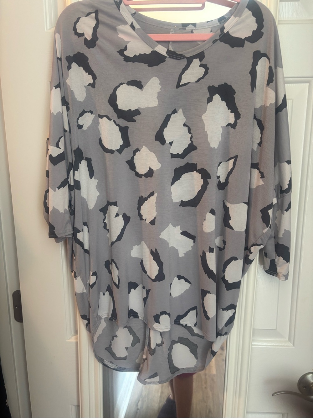 Leopard top